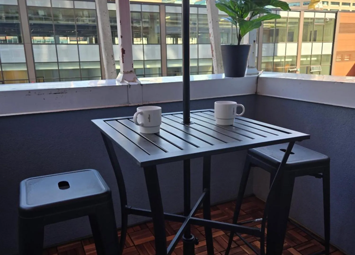 Elegant Unique Downtown Vancouver Loft, Comfort & Convenience Combined 0*,