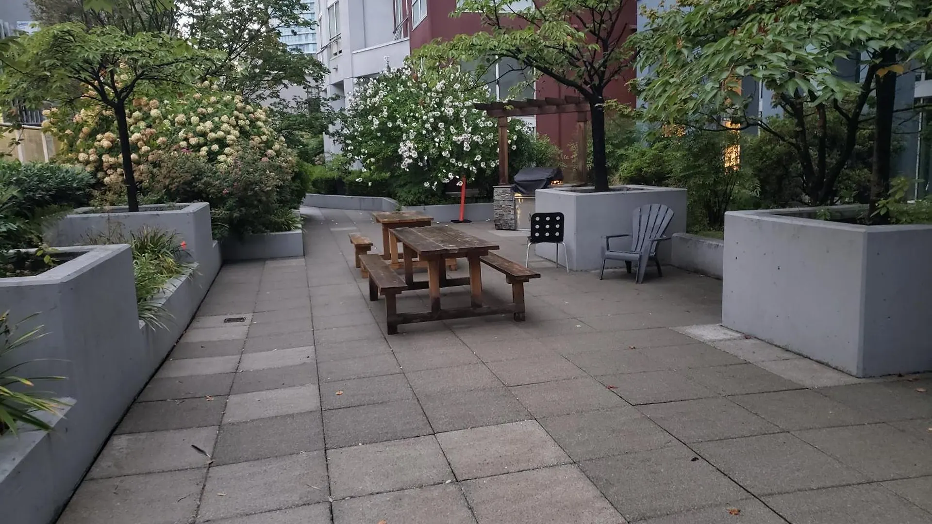 Elegant Unique Downtown Vancouver Loft, Comfort & Convenience Combined Kanada